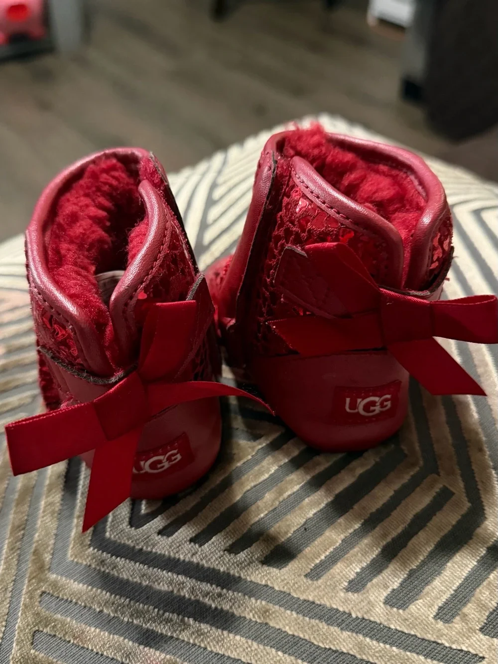 UGG Shiny Red Heart-Pattern Baby Booties